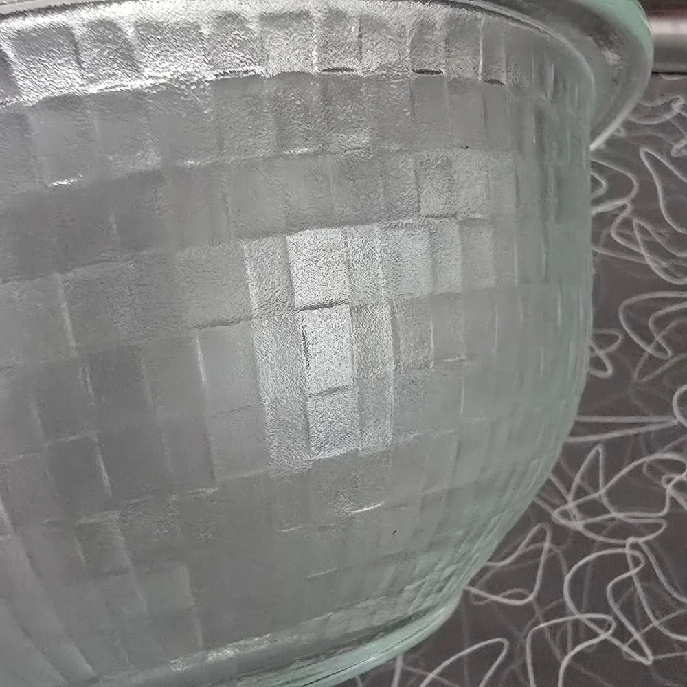 Pyrex 322 Sculpted Glass Mixing Bowl 1QT 950ml Clear Textured Grid MCM USA